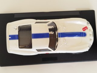 Scalextric Ferrari 250 GTO Rosa