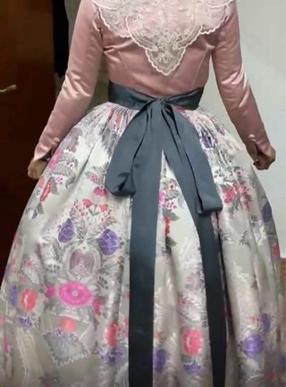 Vestido de fallera (con adrezo+peinetas+zapatos)