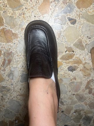 Scarpe vintage fondo magazzino pelle