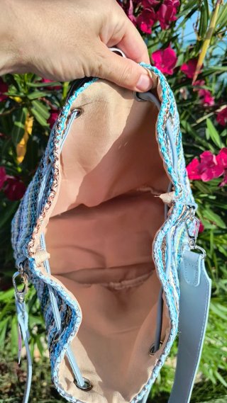 Bolso bombonera rayas azul multicolor