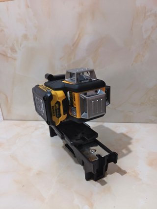 Nivel Láser Dewalt + Accesorios