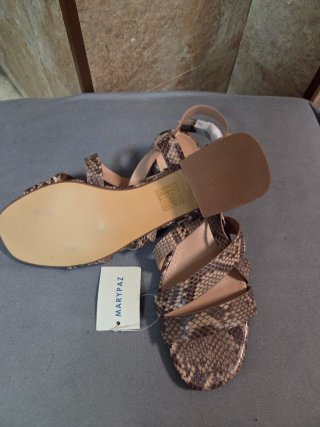 Sandalias Marypaz piel serpiente talla 39