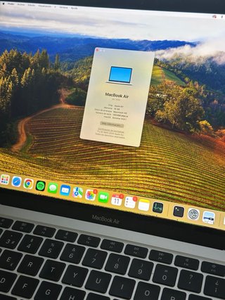 MacBook Air M1, 16 Gb RAM, 256 Gb almacenamiento
