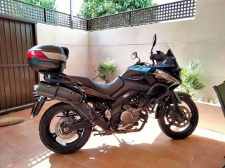 Suzuki Vstrom 650 Negra