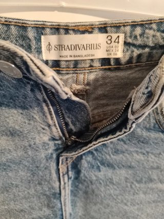 Mini falda vaquera Stradivarius Talla S