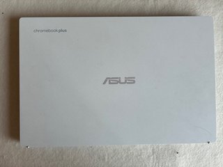 Portátil ASUS Gris/Blanco Poco Uso
