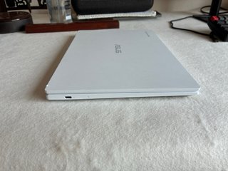 Portátil ASUS Gris/Blanco Poco Uso