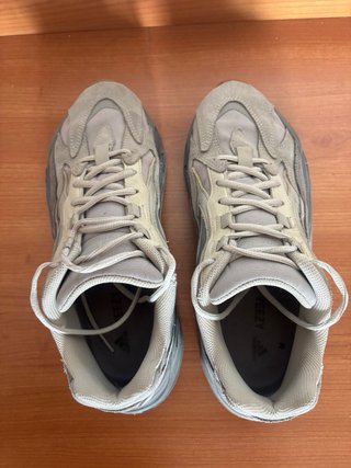 Adidas Yeezy Beige/Gris