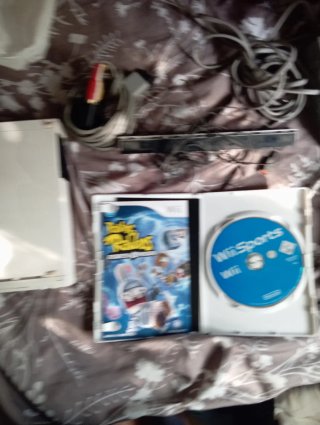 Consola Wii + Mando y Juegos