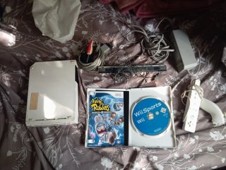 Consola Wii + Mando y Juegos