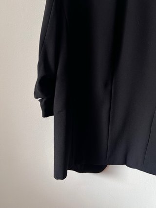 Blazer Zara Negro Manga 3/4 oversize