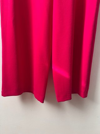Mono Zara palabra de honor fucsia