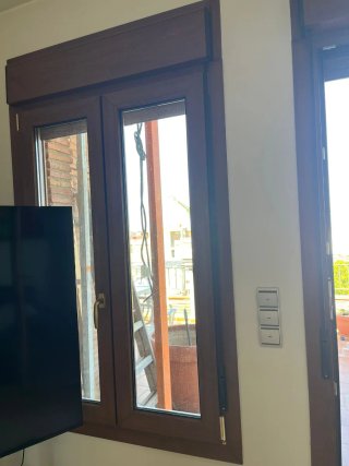 Ventanas y puerta PVC abatibles doble cristal lami