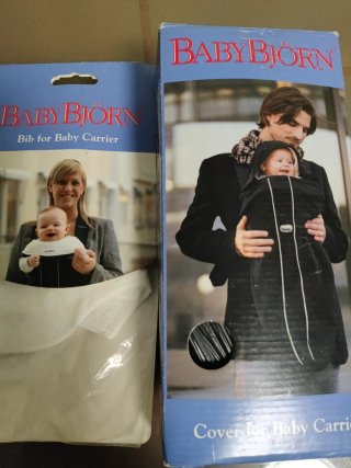 Mochila BabyBjörn + Chubasquero y Babero