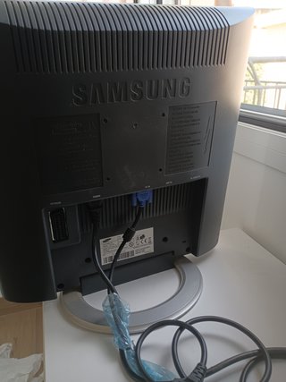 Monitor Samsung SyncMaster 711 MP LCD