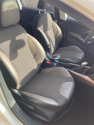 Peugeot 2008 Allure eHDi 92