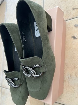 Scarpe uomo donna in pelle varie