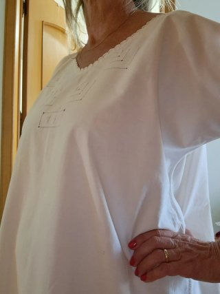 Camicia da notte vintage bianca
