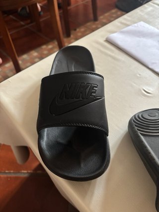 Chanclas Nike Air Negras