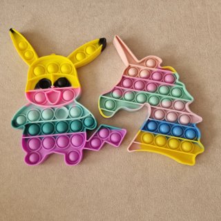 Popit Pikachu y Unicornio Colores