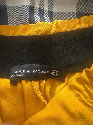 Pantalón Zara Mostaza Nuevo