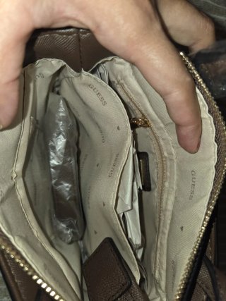 Bolso bandolera Guess Mujer Beige