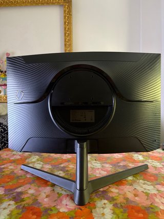 Monitor Samsung Curvo 27” Gaming 144 Hz – Ottimo stato