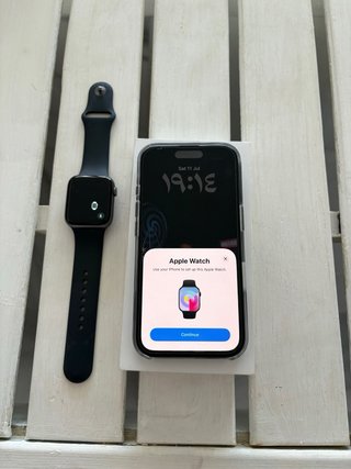 iPhone 16 + Apple Watch 4 Nero
