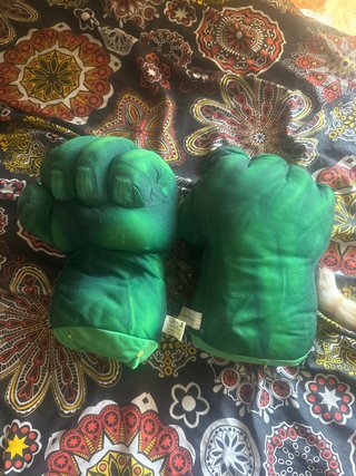 Guantes de Hulk de Peluche