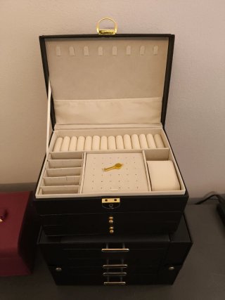 Portagioie grande nero e oro