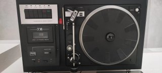 Tocadiscos Bettor EF 365 con altavoces