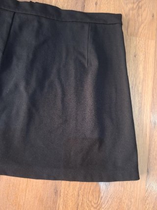 Falda mini negra