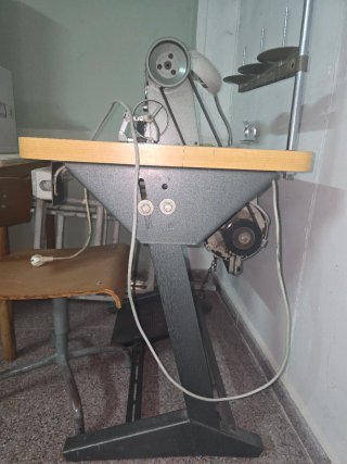 Máquina de coser industrial Refrey 906