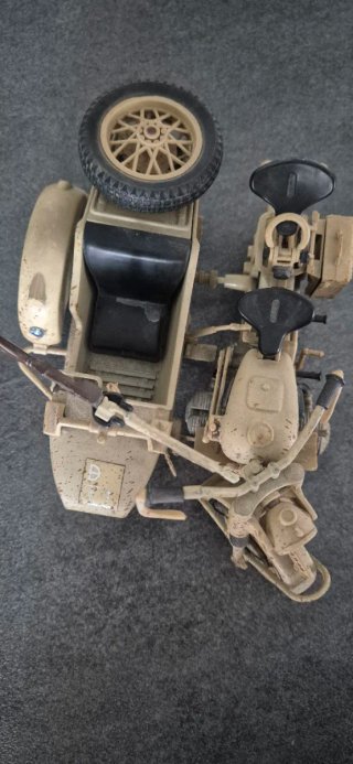 Lotto modellini militari vario genere