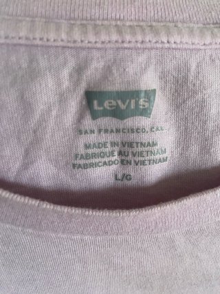 2 Camisetas Levi's Talla M y L de mujer