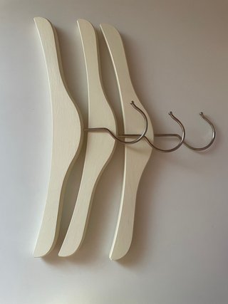 Pack 3 Perchas Madera Beige y Metal