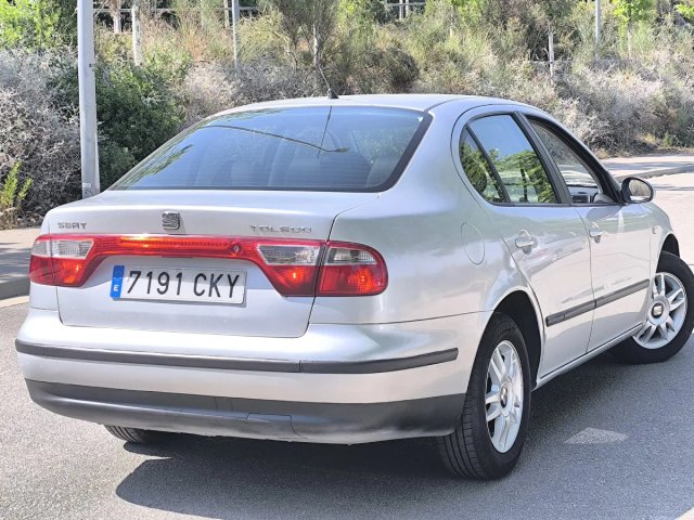 SEAT Toledo 1.6i 1 AÑO DE GARANTIA