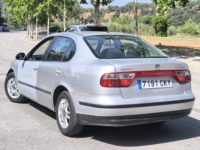 SEAT Toledo 1.6i 1 AÑO DE GARANTIA