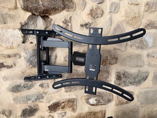Soporte TV Hama articulado 32-65”