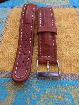 Correa de cuero Breitling Marrón.  16 mm.