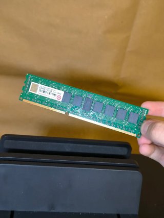 RAM 8gb Ddr3 Reg Transcend - Funzionante
