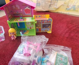 Juego de pastelería, colegio y veterianrio