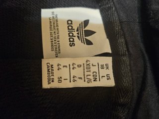 Sudadera Adidas Negra y Blanca
