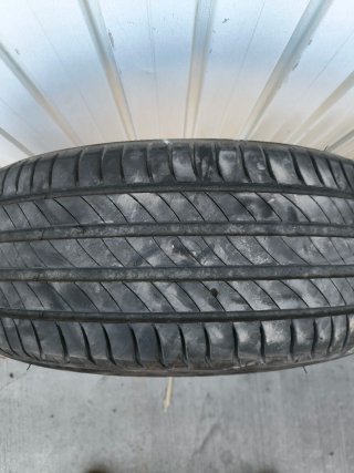 Neumático Michelin 205/55 R16
