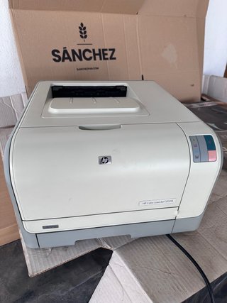 Impresora HP Color LaserJet CP1215
