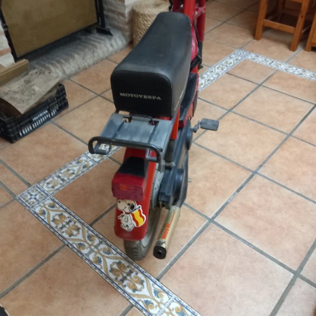 Vespino AL Rojo