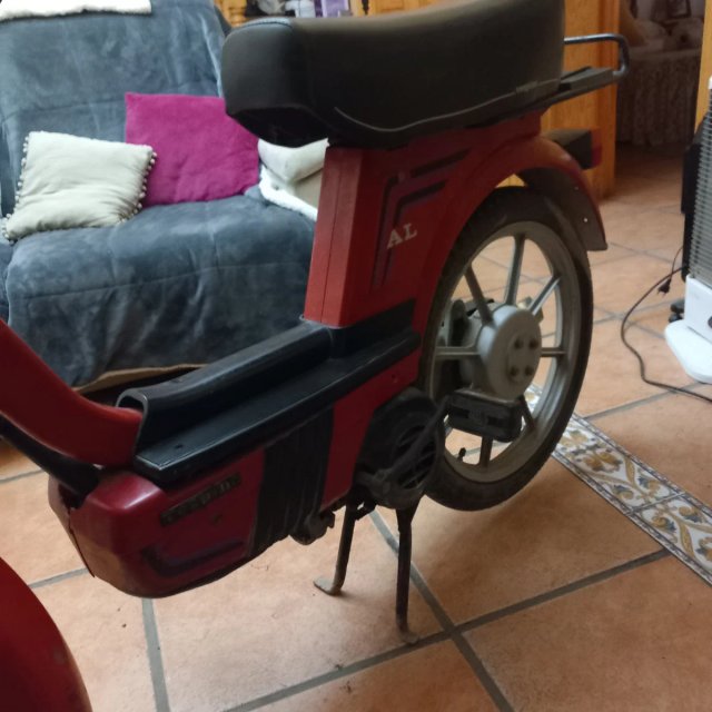 Vespino AL Rojo