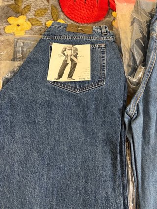 8 jeans.. 4Levi's 4 calvin klein Talla L