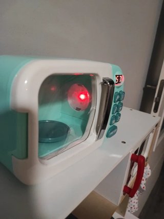Microondas de juguete con tiempo pequeño
