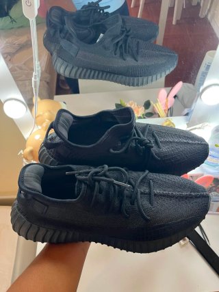 Adidas Yeezy Boost 350 V2 Negras